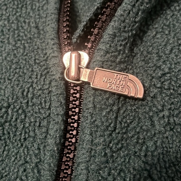 The North Face Vintage Vest Size L. Made in USA - Picture 6 of 8